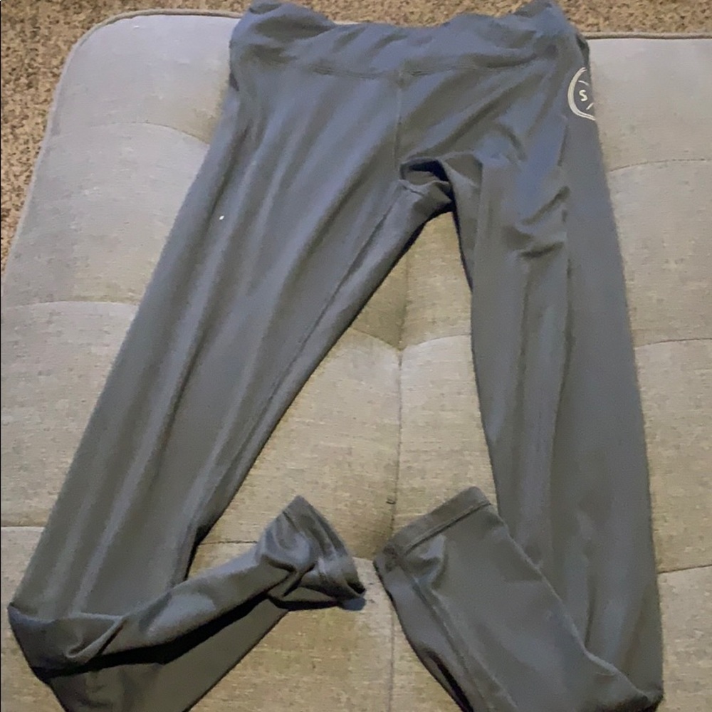 Sandcloud gray leggings!!! 💕